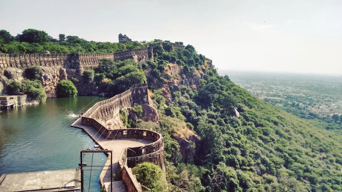 Is the Palace on Wheels Worth the Money? A Definitive 2026 Luxury Value Analysis